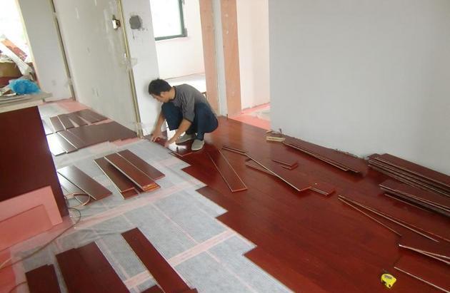 LOL赛事的"押注电热地板的特点和介绍以及价格(图1)