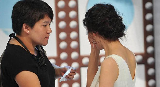 英雄联盟比赛我和女儿在家婆婆出门“细心”的关好了门窗却打开了煤气阀门(图9)