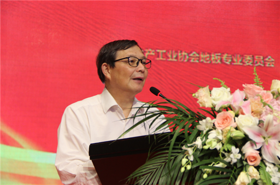 地采暖新品类 洛基LOL比赛木业“石墨烯发热地板”探索产业化新方向(图6)
